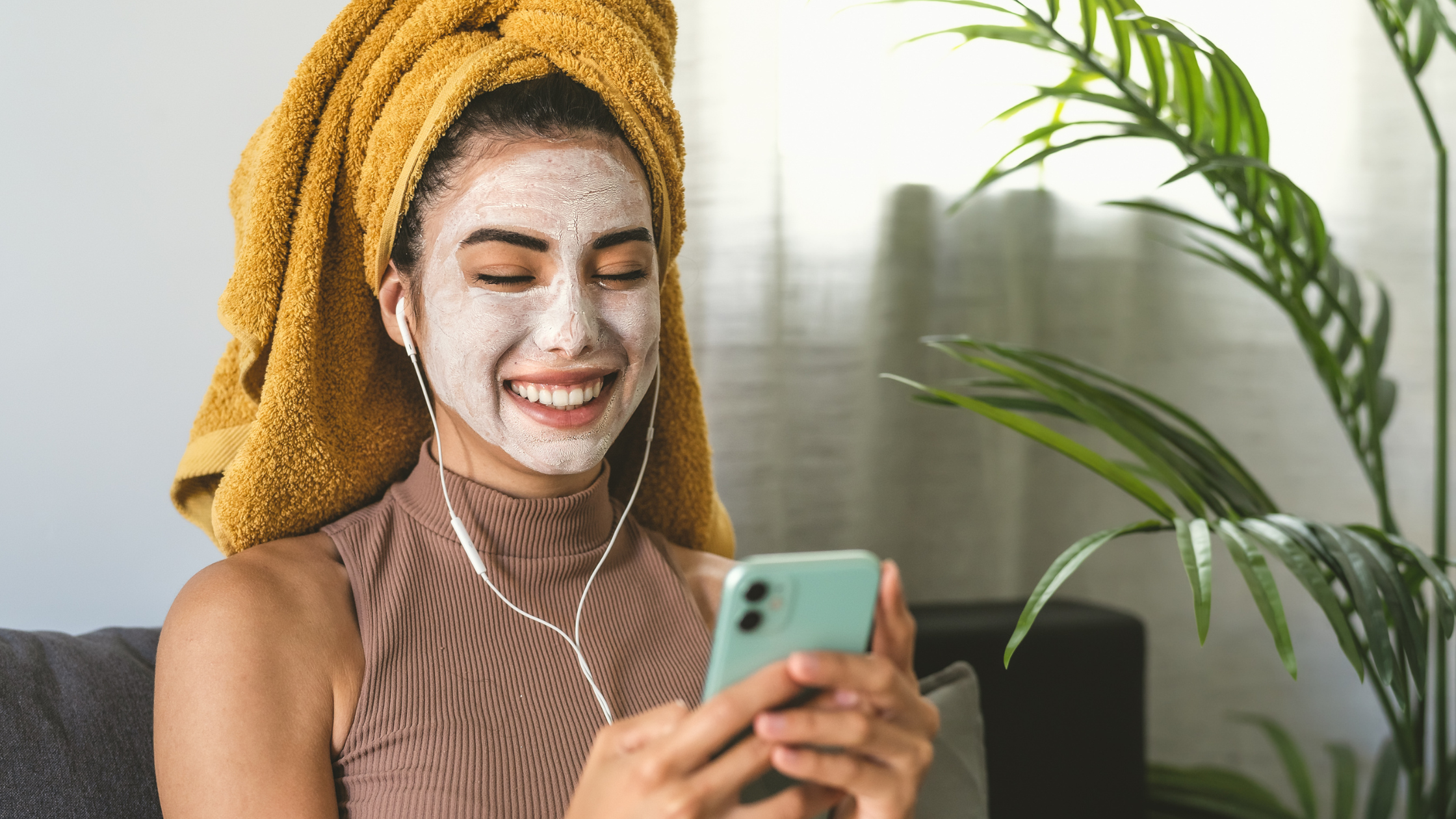 The Most Useful Skincare Apps Of 2022