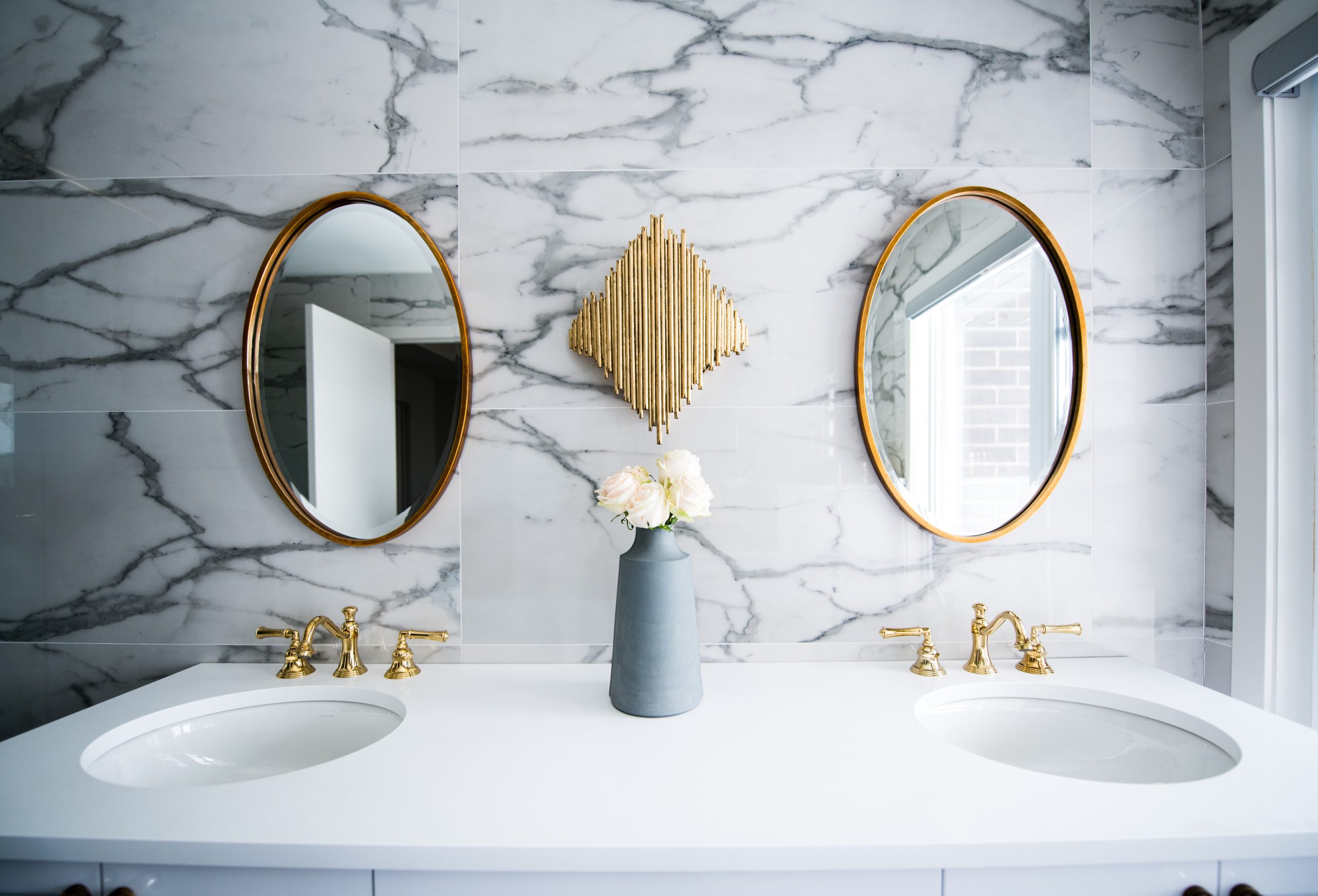 The Ultimate Bathroom Organization Guide: 14 Must-Have Organizers of 2024