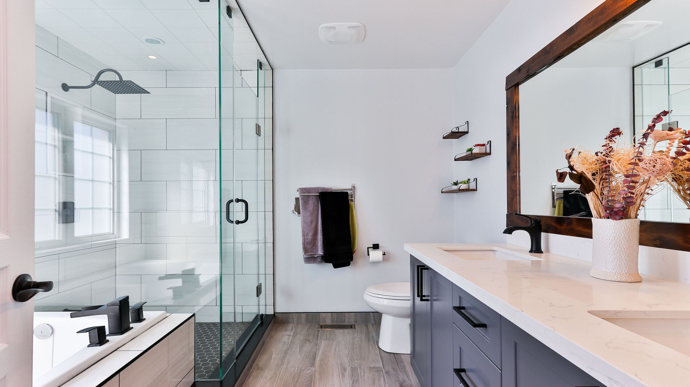 Space-Saving Solutions: Innovative Bathroom Products for Small Spaces and Apartment Living