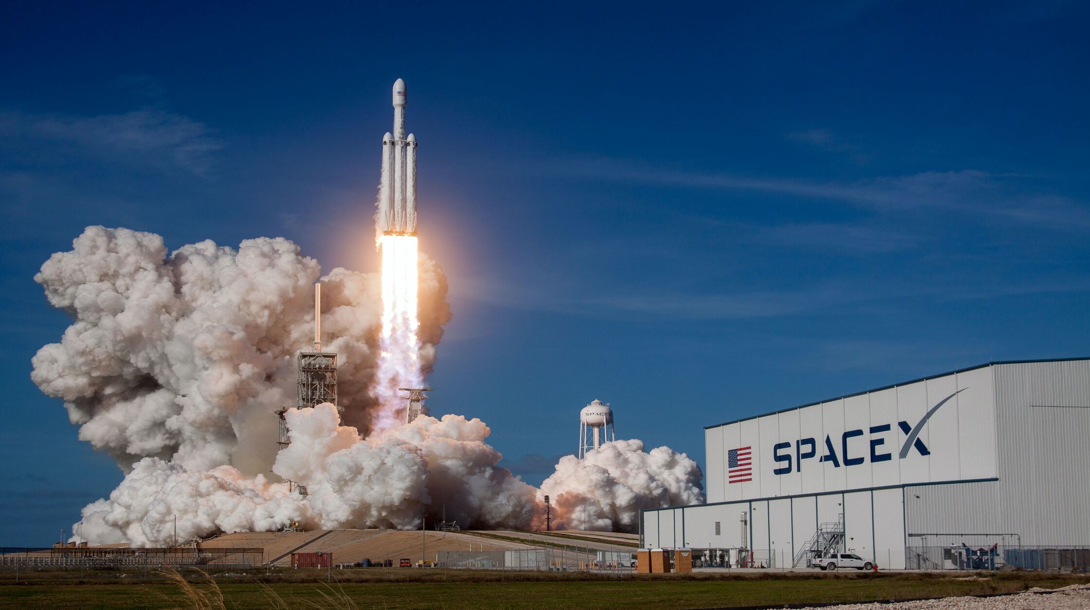 SpaceX Falcon 9 Ignites Axiom Mission 2: Launches Four Private Astronauts to the Space Station